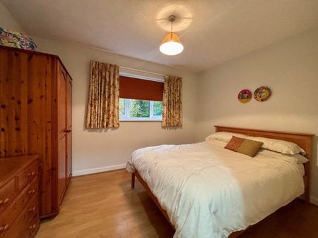 Chepstow Close, Stratford-upon-Avon, CV37 - Photo 3