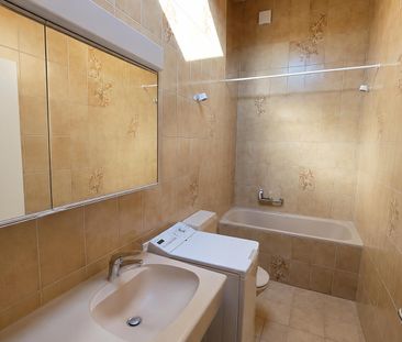 Grosszügige, helle 3,5-Zimmer-Maisonette-Dachwohnung an zentraler Lage - Foto 4