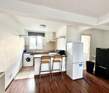 1 bedroom flat to rent - Photo 5