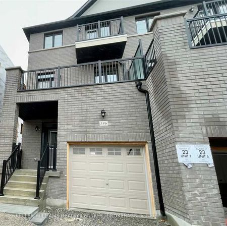 For Lease - 586 Murrell Boulevard, East Gwillimbury, Ontario - Photo 2