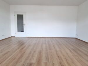 Leißnerstr. 26, Wohnung 8 ~~~ Balkon, Tageslichtbad mit Wanne und Dusche, Gäste-WC, Abstellraum, Keller, Haus mit Aufzug - Photo 4