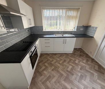1 bedroom semi-detached bungalow to rent - Photo 4