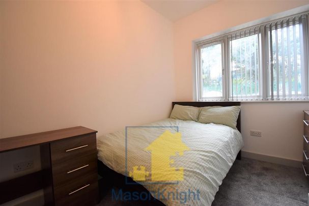 5 bedroom terraced house to rent - Photo 1