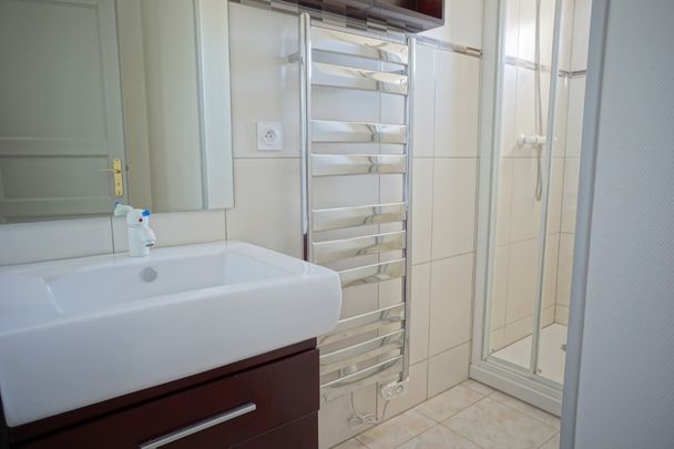 Location Appartement 1 pièce 30m² - Photo 1