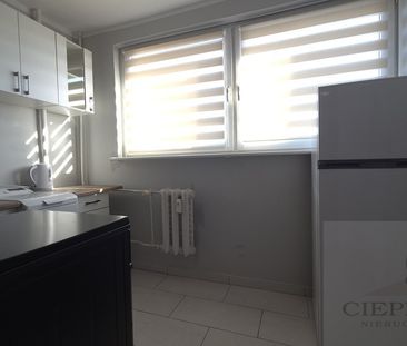 Ładna Kawalerka! 33 m2. Osobna kuchnia. - Zdjęcie 2