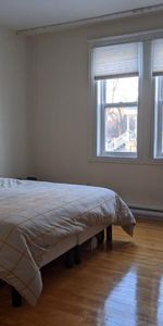 Grand 7 1/2 Rénové - 4 CAC - Près UdeM et Hôpital Général Juif - Photo 4