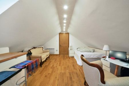 3 bedroom flat to rent - Photo 5