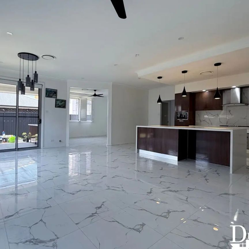 “Luxury Single-Storey Family Home With 3 Living Areas!” - Photo 1