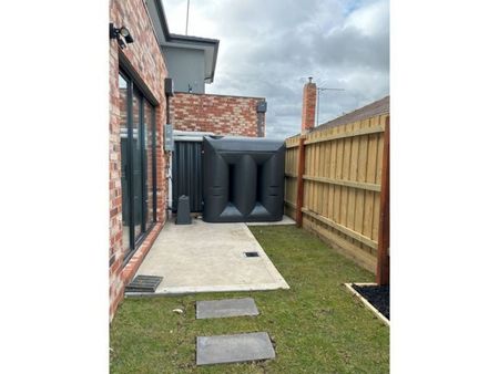 MODERN LIVING AT ITS BEST - Photo 2