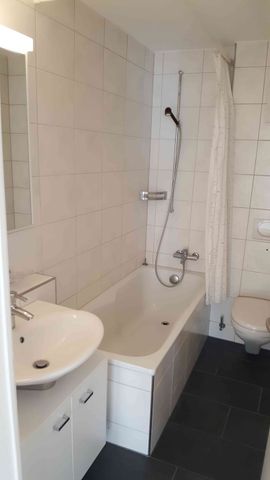 3 Zimmer, 60 m², 2. Stock - Photo 2