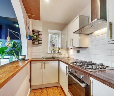 1 bedroom property to rent - Photo 2
