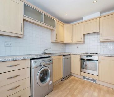 Hawkeswood Road - Photo 5