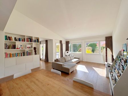 Magnifique villa 6p / 4 CHB + bureau / Jardin avec piscine - Photo 2