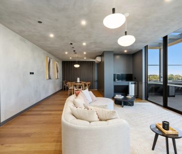 Superb, light filled 2 bedroom residence! - Photo 3