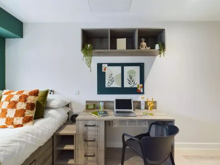 Superior Ensuite - Photo 5