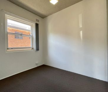 Two Bedroom Unit In Great Location - Photo 4