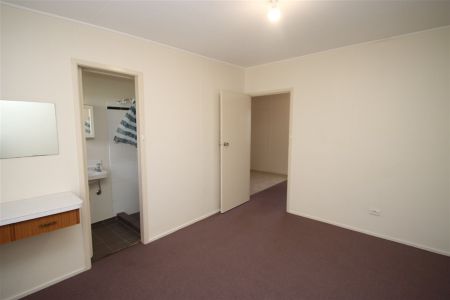 FOR RENT - Photo 4