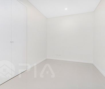 Nicely built 1-bed apartment in a great location - Photo 2