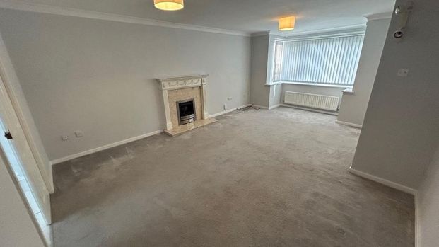 4 bedroom detached house to rent - Photo 1