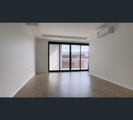 208/116 Northcote Road, Greenacre, NSW 2190 - Photo 2