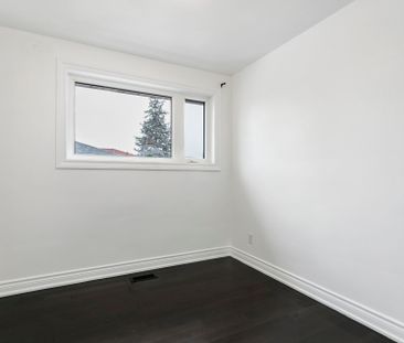 For Lease - 238 Elmhurst Drive, Toronto, Ontario - Photo 6