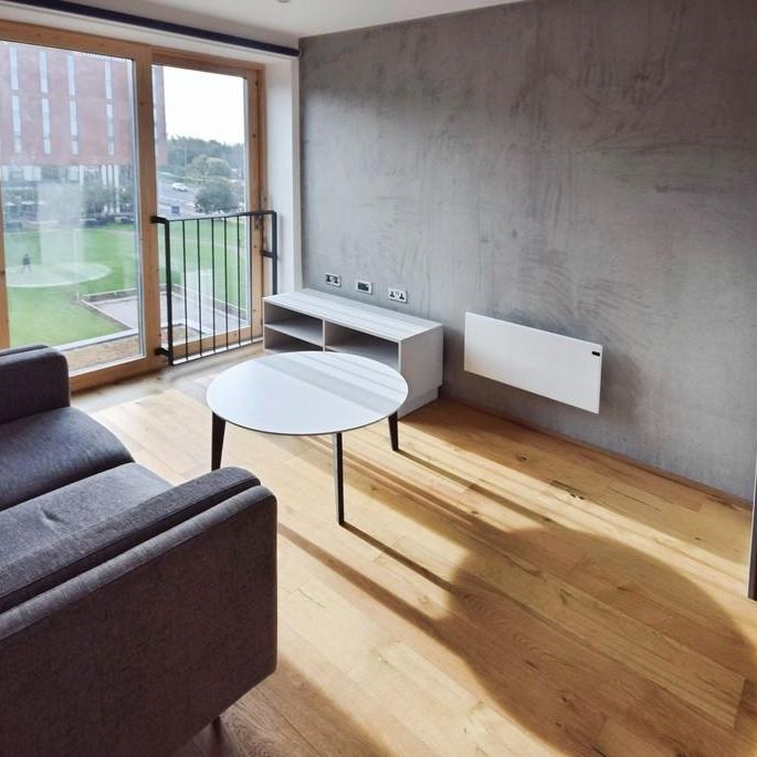 Studio to rent - Photo 1