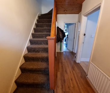 5 Bed Student Accommodation - Photo 3