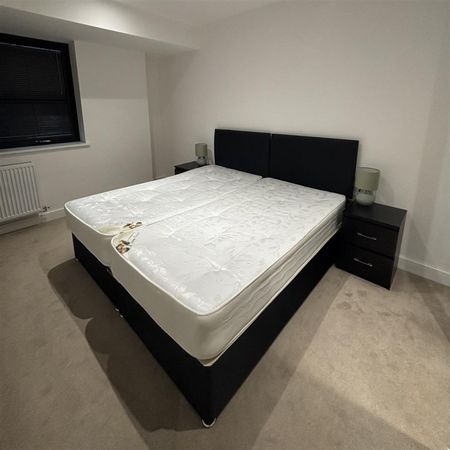 1 BED Apartment To rent - Photo 3