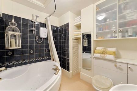 Earl's Court Square, London, SW5 flat to rent - Photo 5