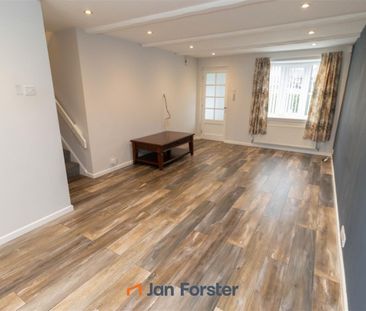 3 Bedroom House - Photo 2