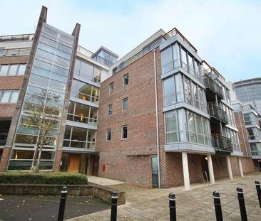 Richmond House, Bonfire Corner, Portsmouth, PO1 - Photo 2