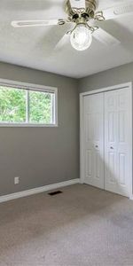 $2500 TOP LEVEL HOUSE FOR RENT, 4 bedrooms, 2 bathrooms, Mcmillan area - Photo 3