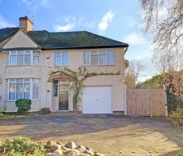 4 bedroom semi-detached house to rent - Photo 4