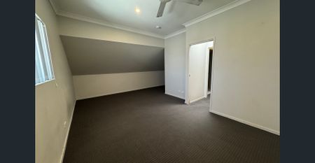 Triple Threat! 3 Bedrooms and 3 Bathrooms! - Photo 4