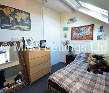 4 Bedroom Mid Terraced House for rent in Mayville Street - Photo 6