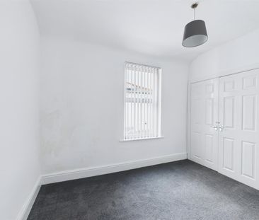 Parkfield Drive, Wallasey, 3 bedroom, Flat - Photo 6