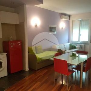 Bilocale in affitto - Photo 2