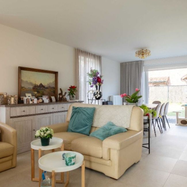 Woning te huur in Roeselare voor € 980 met 3 slaapkamers - Foto 1