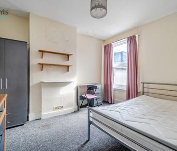 4 bedroom house to rent - Photo 2