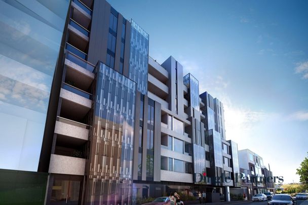 Stylish 2-Bedroom Apartment in the Heart of South Yarra - Photo 1