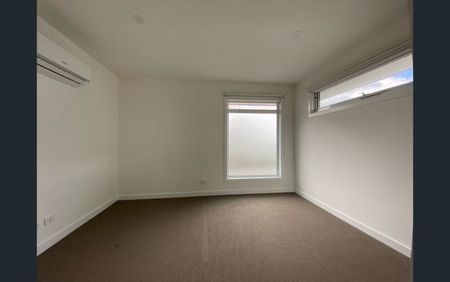 Stylish Northcote Living! - Photo 4