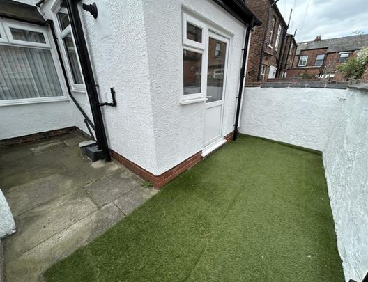 Palmer Street, Sale - Photo 1