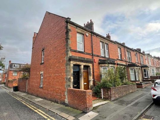 Wingrove Gardens, Newcastle Upon Tyne, NE4 - Photo 1