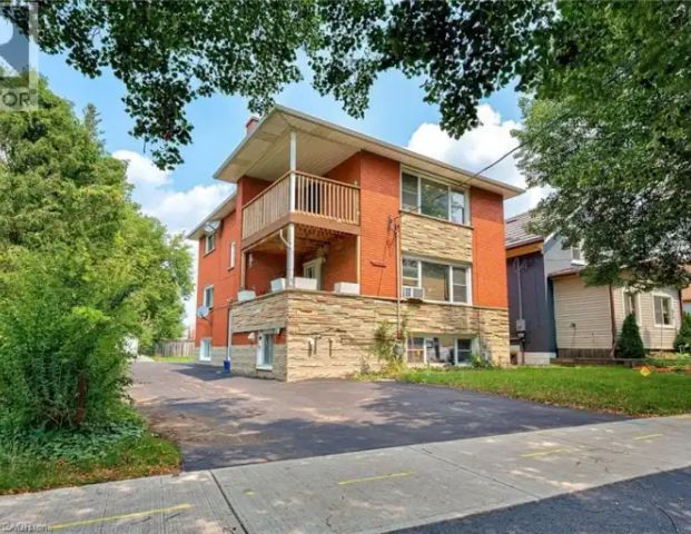 870 GUELPH Street | 870 GUELPH Street, Kitchener - Photo 1