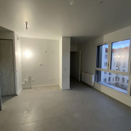 Appartement • Location • 28m2 • Jaude • Clermont-Ferrand - Photo 3