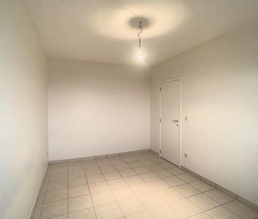 Appartement voor € 990 - Photo 2