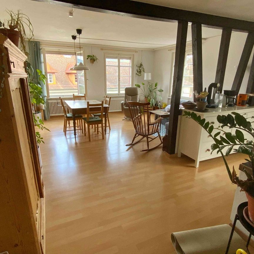 4.5 Zimmer, 92 m², 2. Stock - Foto 1