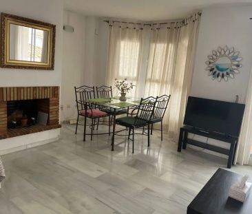 Alquiler de ático en Los Naranjos de Marbella - Photo 3