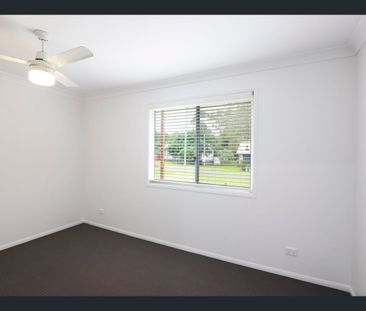 9 Miriam Street, Russell Island, Qld 4184 - Photo 5