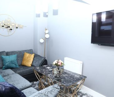 Kensington, Kensington. - Photo 3